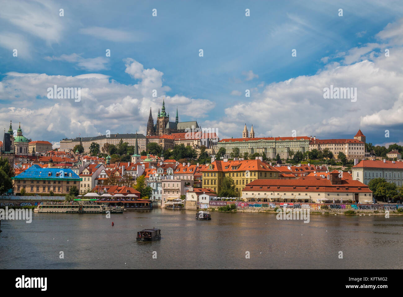 Prague castle in czech hi-res stock photography and images - Alamy