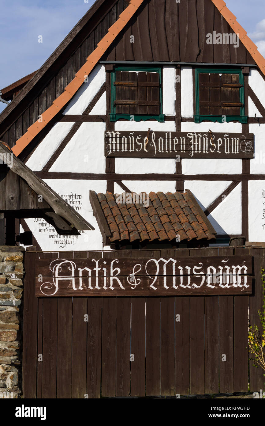 Güntersberge Blick auf das Mausefallen Museum Stock Photo