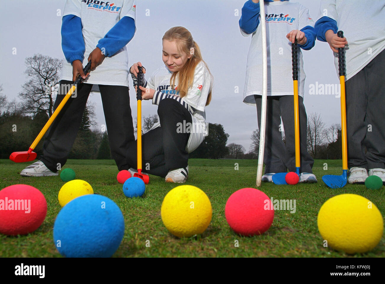 School children playing pitch & putt golf, sponsored by Sport Cardiff Stock Photo