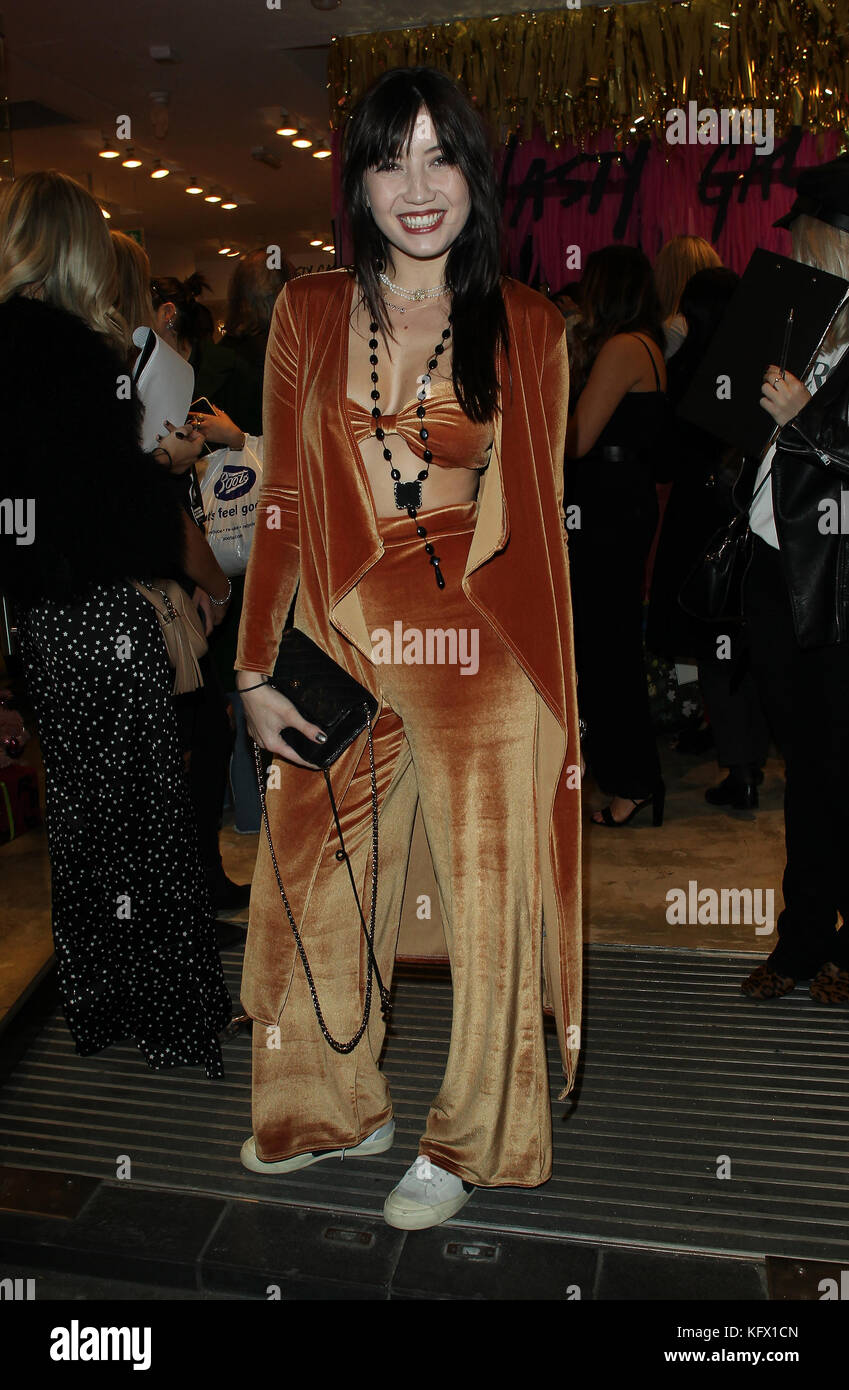 Nasty gal hi res stock photography and images Alamy