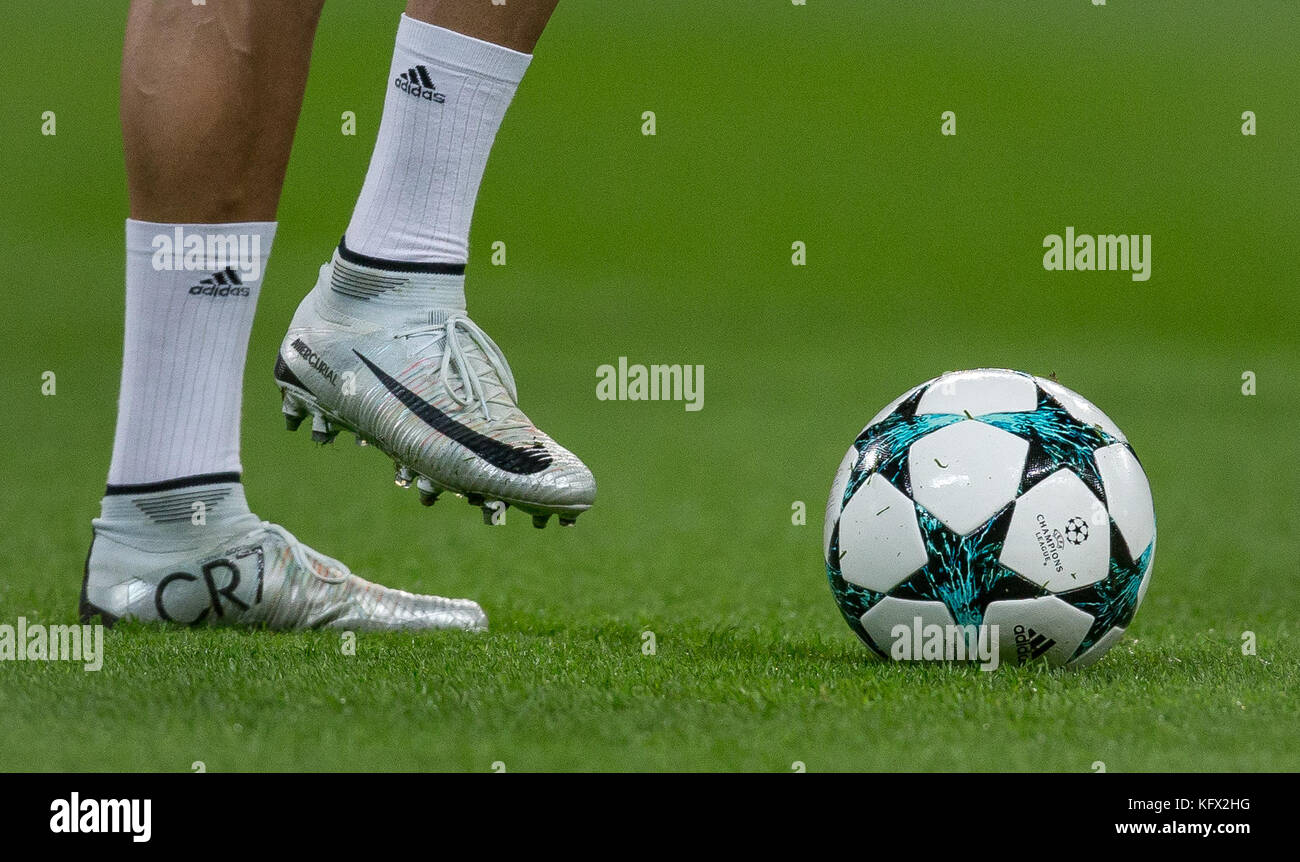 London, UK. 1st Nov, 2017. The Champions League football with Cristiano Ronaldo of Real Madrid Mercurial CR7 Melhor football boots ahead of the UEFA Champions League group match between Tottenham Hotspur and Real Madrid at Wembley Stadium, London, England on 1 November 2017. Photo by Andy Rowland. Credit: Andrew Rowland/Alamy Live News Stock Photo