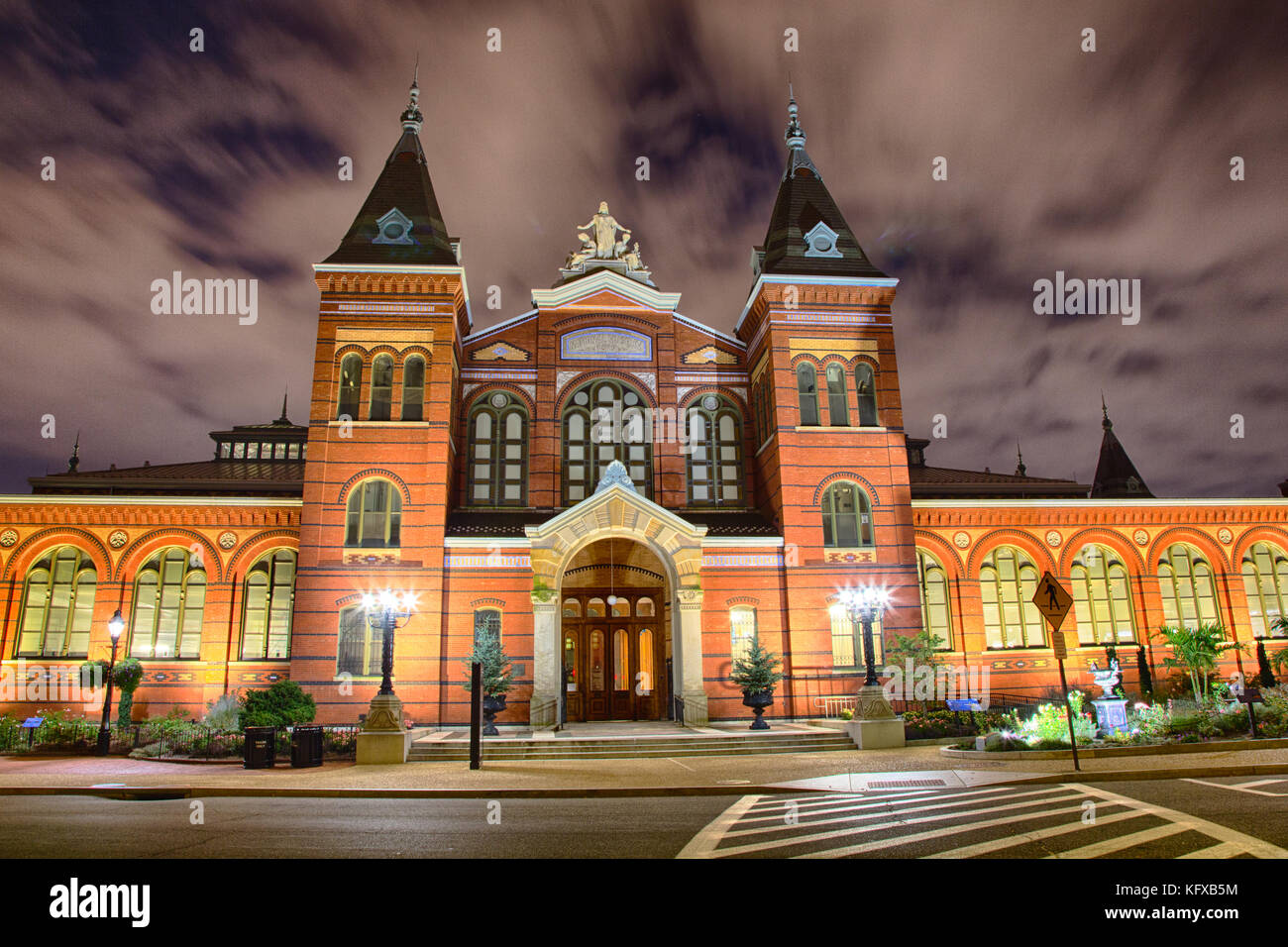 September 12, 2017 Washington, DC, USA: The Smiothsonian National Museum in Washington DC is lit up at night. Stock Photo