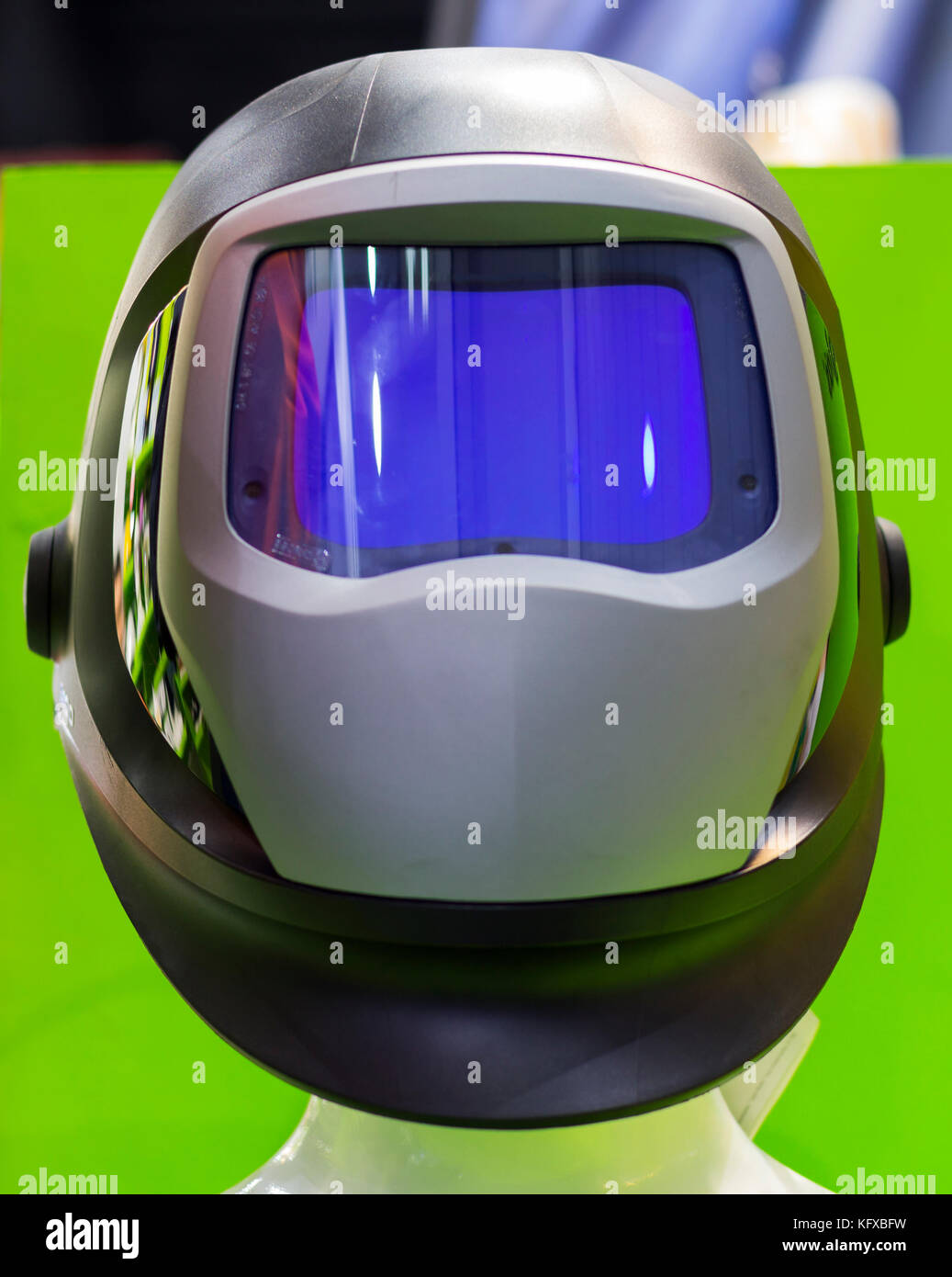 mannequins with safety helmet and glass visor;Personal Protection