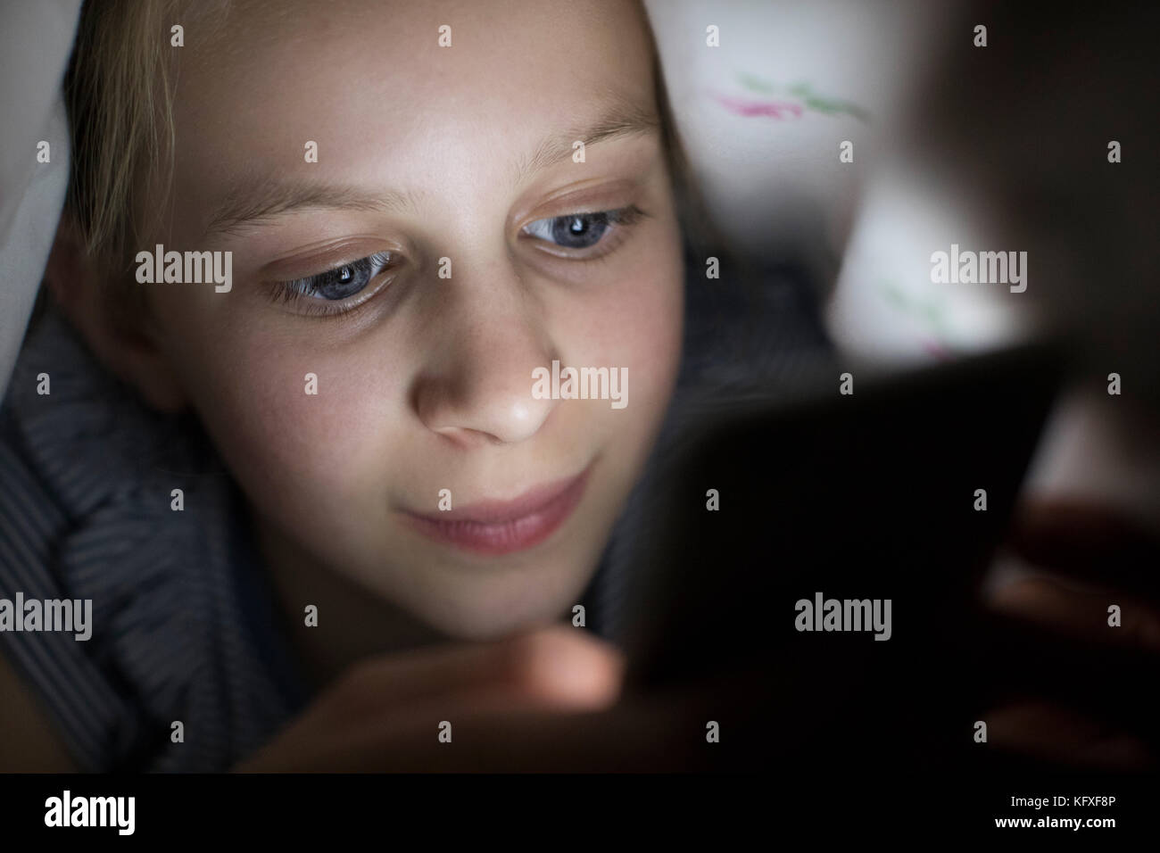 Night bedtime mobile phone hires stock photography and images Alamy