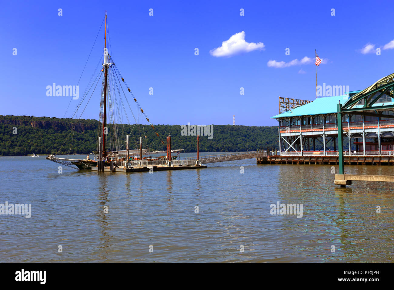 Hudson River waterfront downtown Yonkers New York Stock Photo