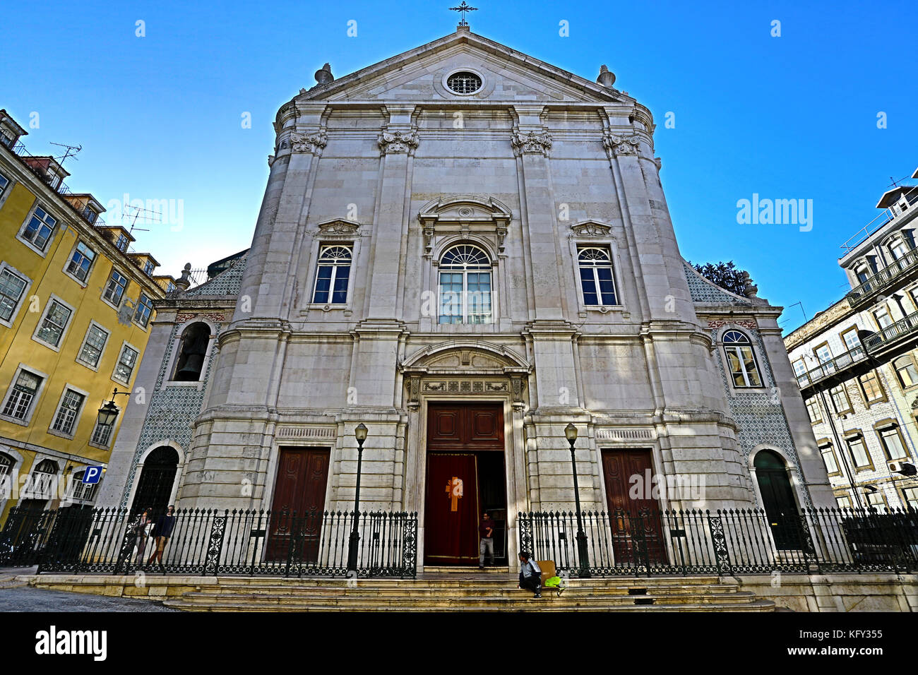 Church of St Nicholas (Sao Nicolau), dated from the early thirteen century, is a beautiful and calm place right in the historical center of Lisbon, Po Stock Photo