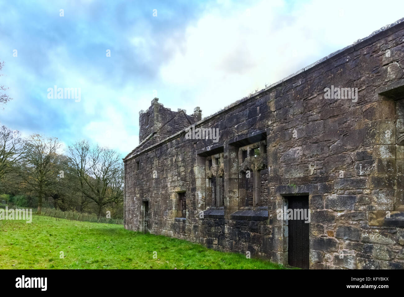 Castle Semple, Lochwinnoch, Scotland-October 28, 2017: Nature Trail at Castle Semple that takes you along past the side of the Collegiate church now i Stock Photo