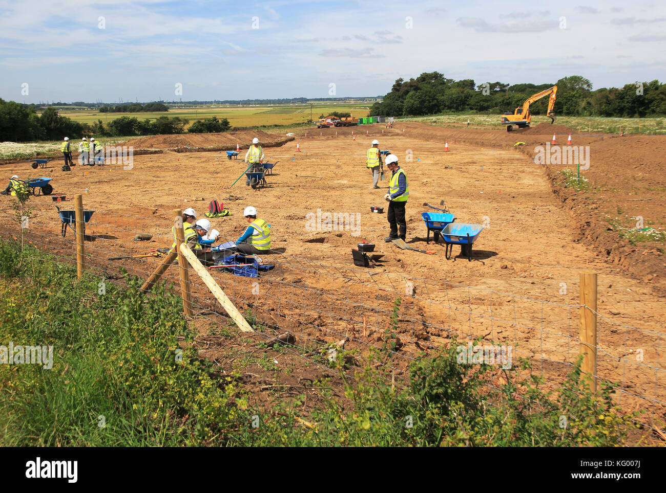 Archaeology excavations during summer 2017 Bawdsey, Suffolk, England, UK on site prepared for Scottish Power wind farm onshore cables Stock Photo