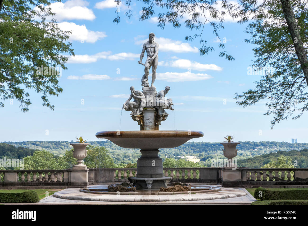 Kykuit Renaissance marble statue Oceanus & the Three Rivers.  A replica of the 1571 Jean Boulogne (Giambologna) statue in Boboli Gardens of Florence. Stock Photo