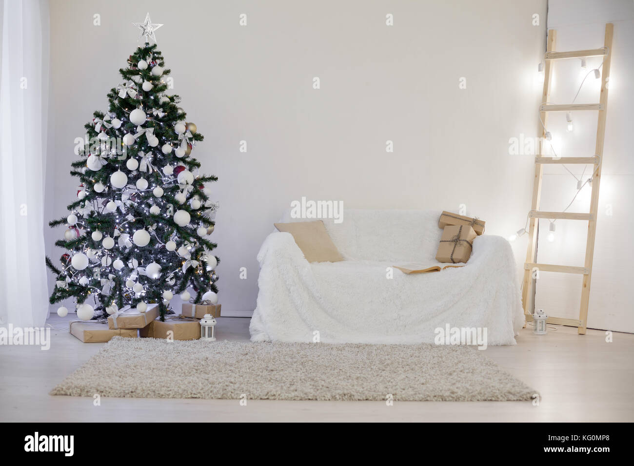 Banner with christmastree hi-res stock photography and images - Alamy
