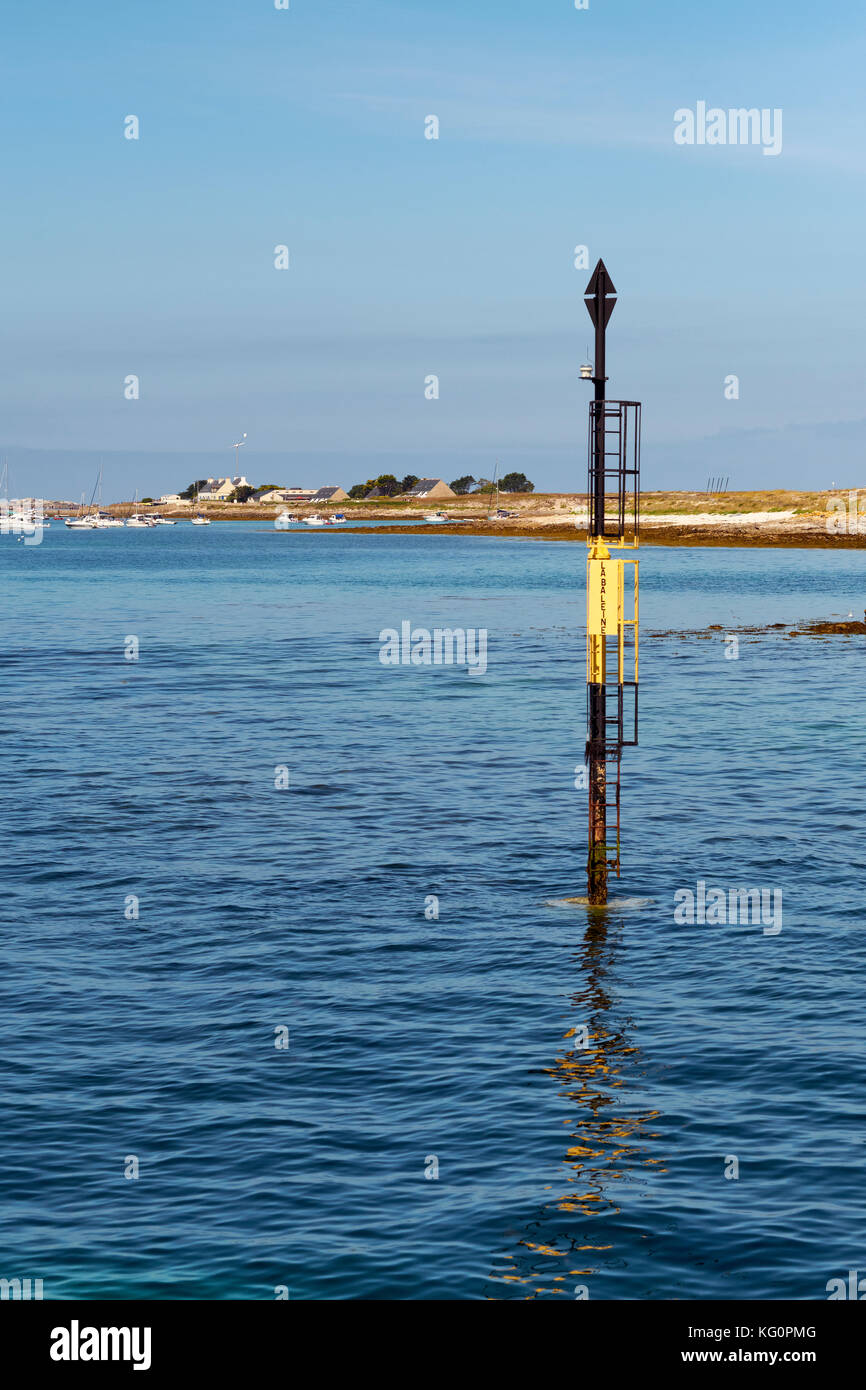 Cardinal buoy hi-res stock photography and images - Alamy