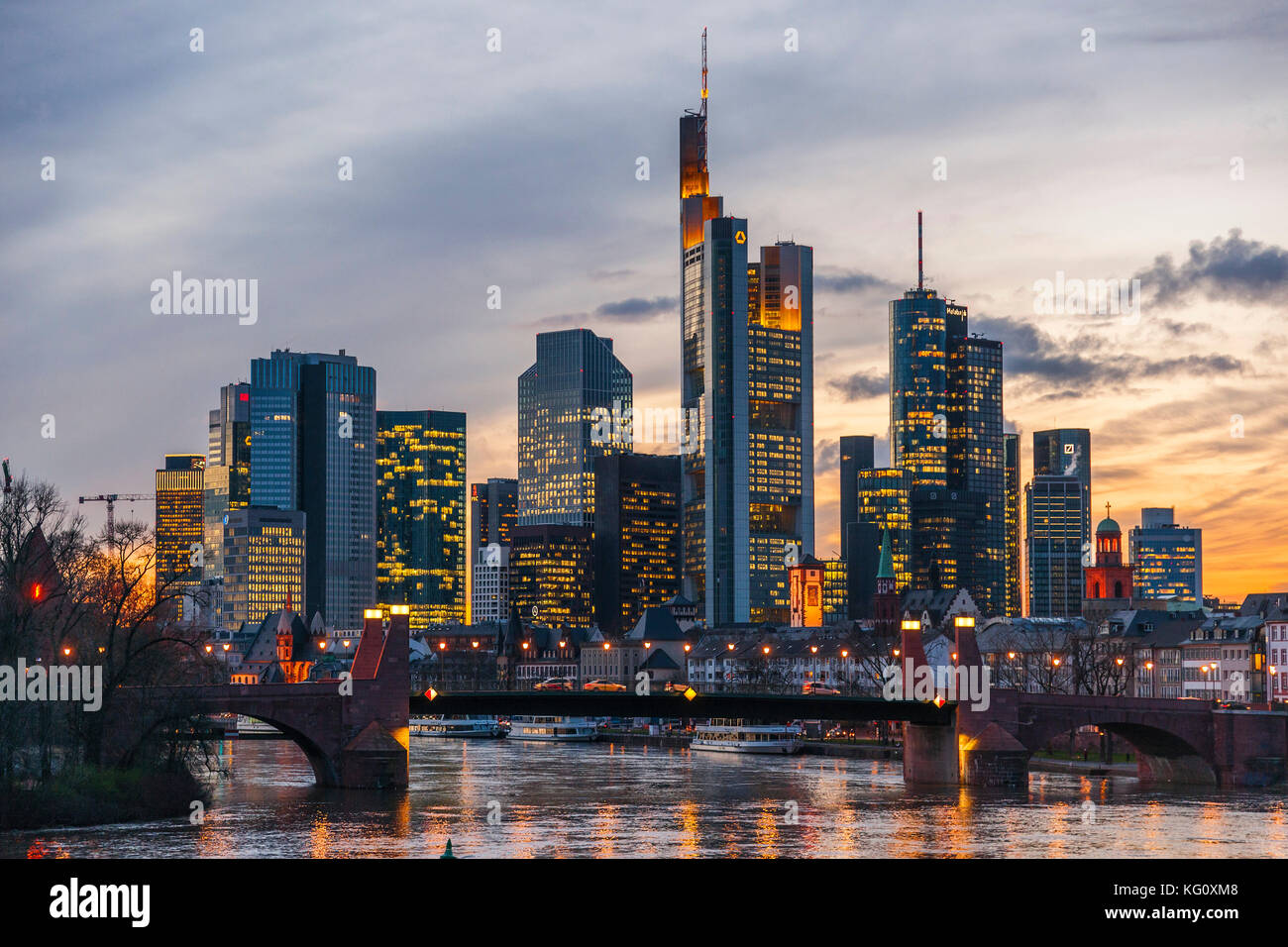 Frankfurt am Main, Hessen, Germany : Skyline - Alte Brücke - Main Stock ...