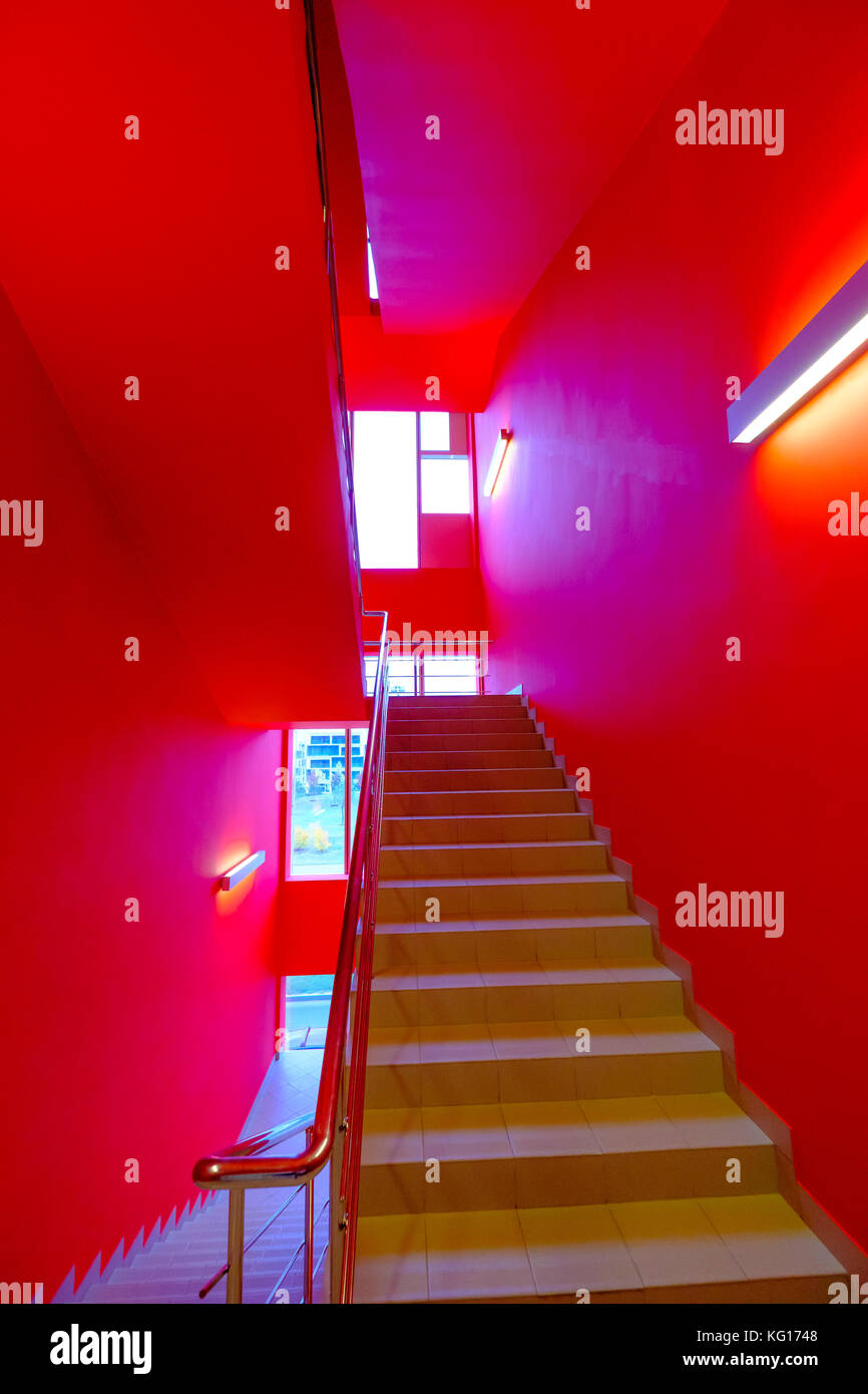 Walls and stairs hi-res stock photography and images - Alamy