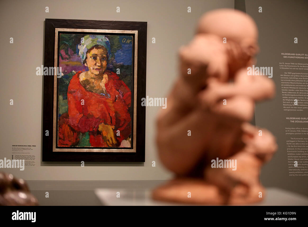 Bonn, Germany. 02nd Nov, 2017. The painting 'The Persian' by Oskar Kokoschka hanging behind a sculpture at the exhibition 'Inventory Gurlitt' in Bonn, Germany, 02 November 2017. The exhibition 'Inventory Gurlitt' can be visited in the Bundeskunsthalle between 03 November 2017 and 11 March 2018. Credit: Oliver Berg/dpa/Alamy Live News Stock Photo
