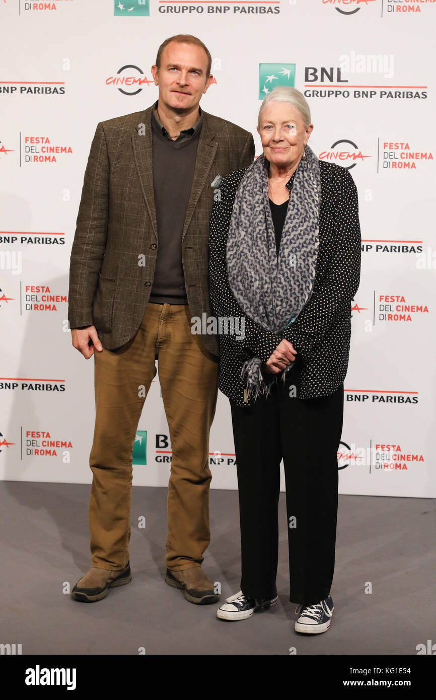 Rome, Italy. 02nd Nov, 2017. Rome Cinema Fest 2017. Rome Film Festival. Photocall Vanessa Redgrave. Pictured: Vanessa Redgrave with her son Carlo Gabriel Nero Credit: Independent Photo Agency/Alamy Live News Stock Photo