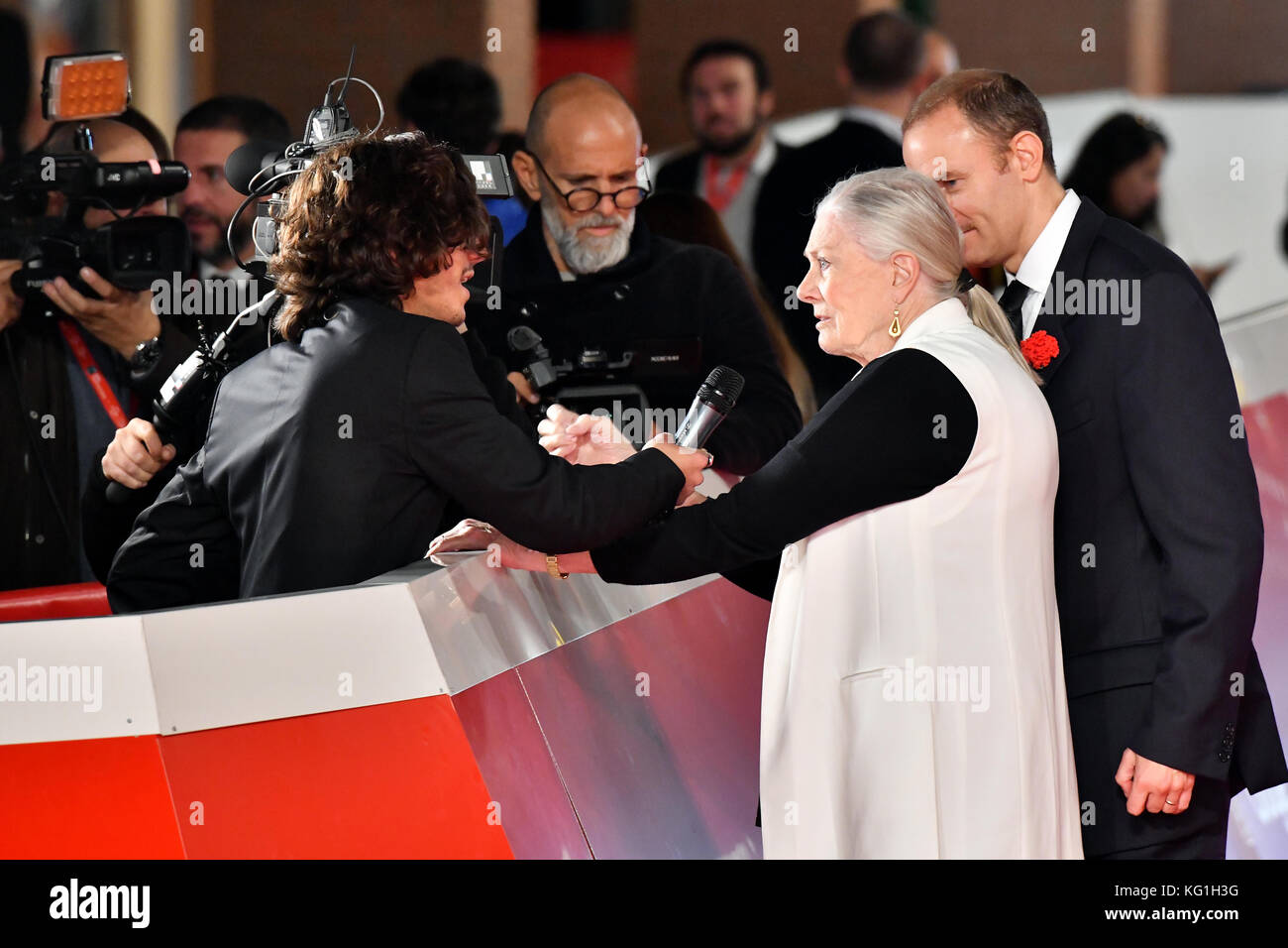 Rome, Italy. 02nd Nov, 2017. Rome Cinema Fest 2017. Rome Cinema Party. Red Carpet Vanessa Redgrave. Pictured: Vanessa Redgrave with her son Carlo Gabriel Nero Credit: Independent Photo Agency/Alamy Live News Stock Photo