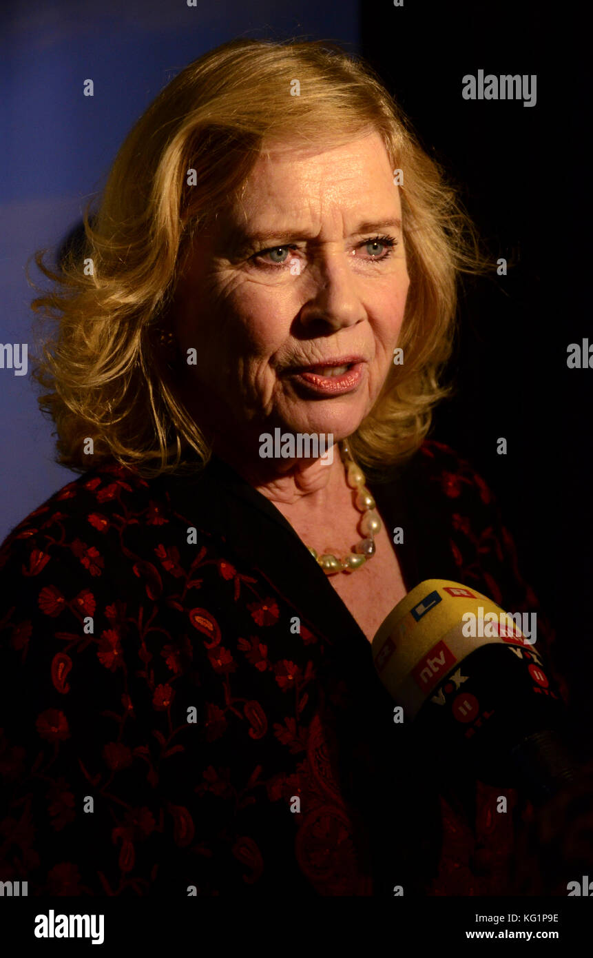 New York, NY, USA. 2nd Nov, 2017. Actress Liv Ullmann attends the