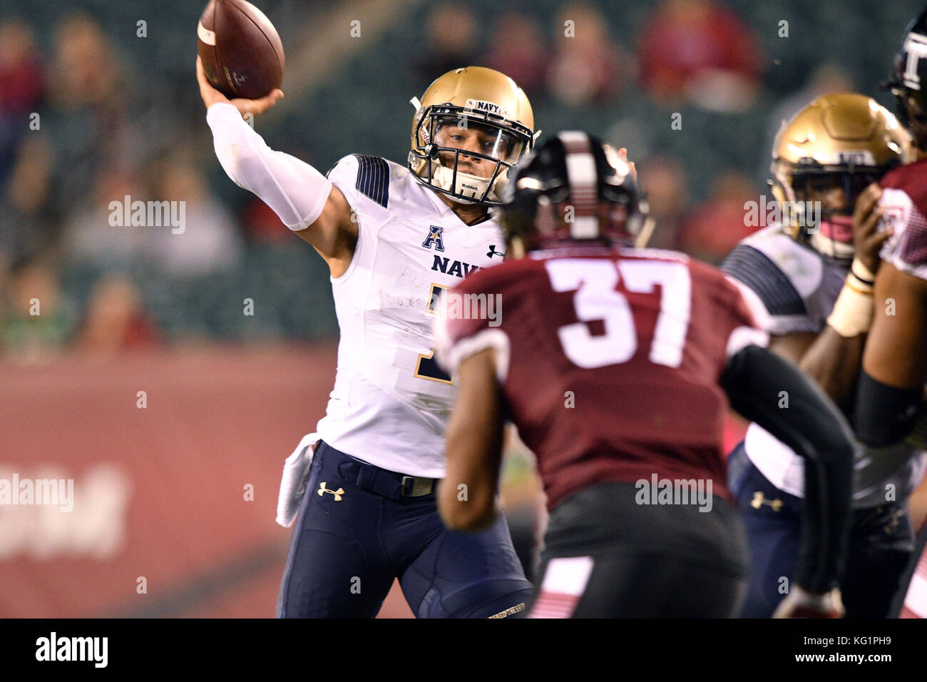 Philadelphia, Pennsylvania, USA. 2nd Nov, 2017. Navy Midshipmen