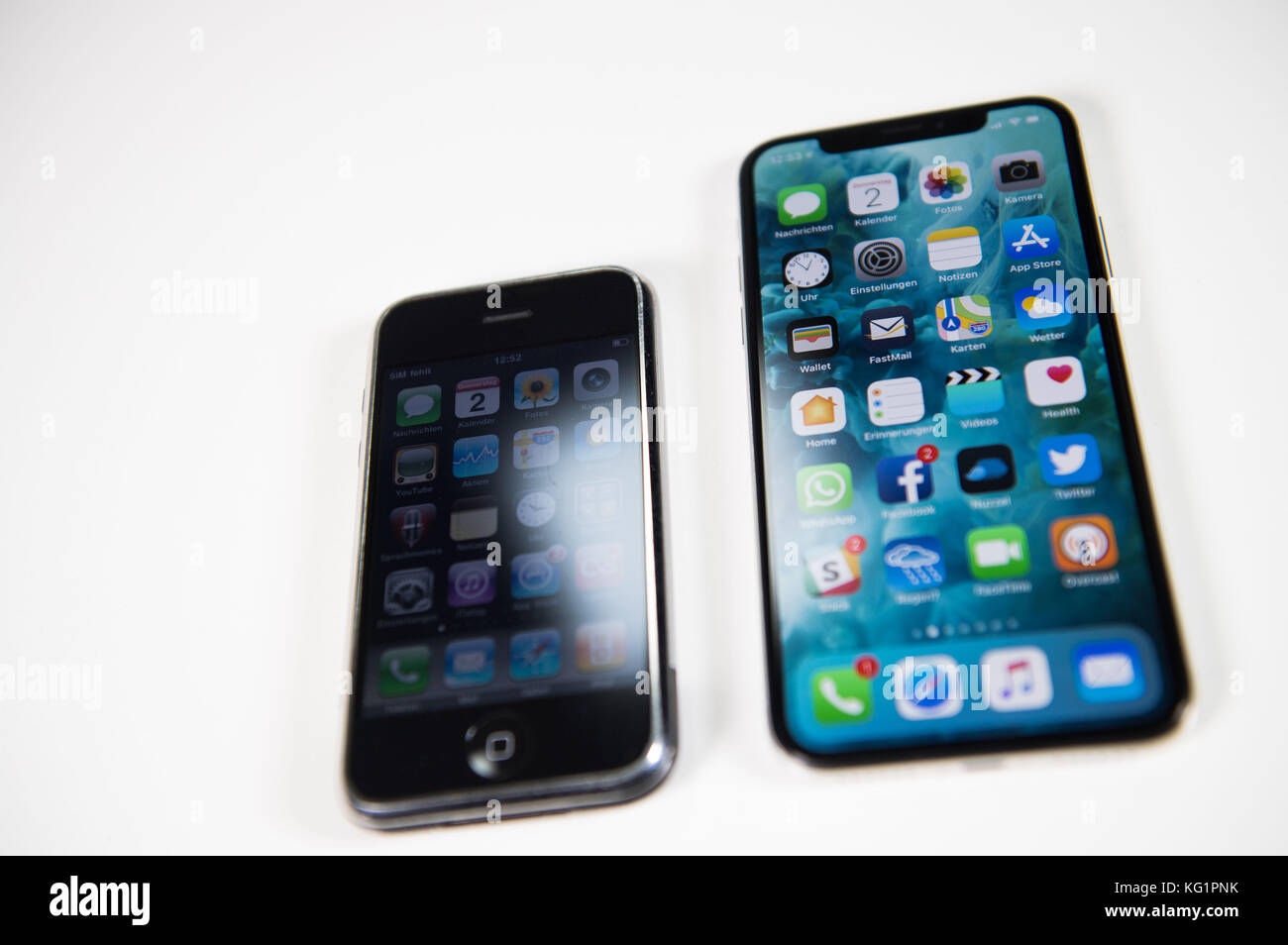 Berlin, Germany. 2nd Nov, 2017. ILLUSTRATION - An iPhone X lies on a table next to an iPhone of the first generation in Berlin, Germany, 2 November 2017. The sale of the iPhone X in Germany starts on 3 November 2017. Credit: Lino Mirgeler/dpa/Alamy Live News Stock Photo