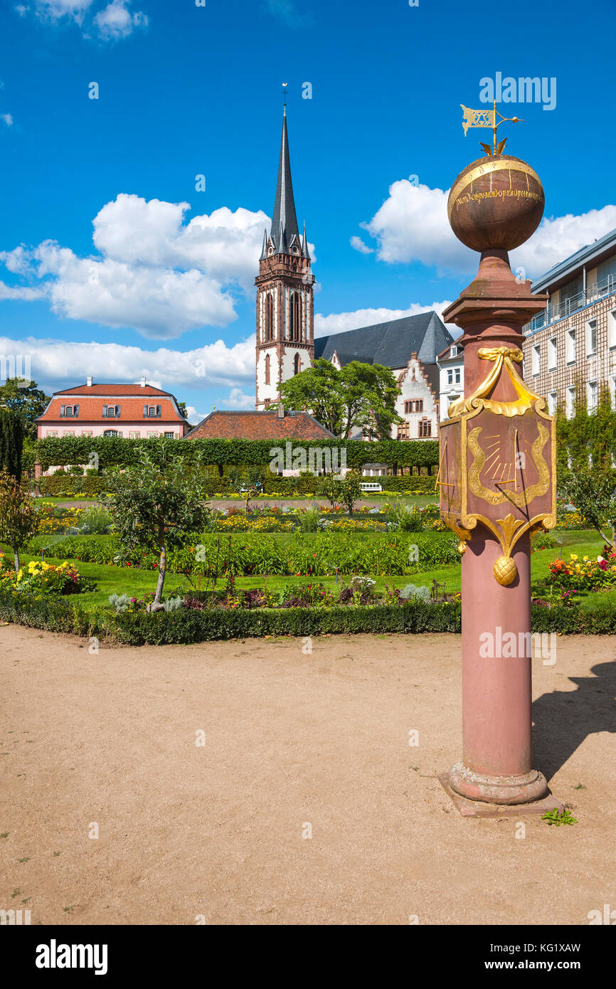 Darmstadt, Hessen, Germany Sonnenuhr im Prinz Garten mit dem