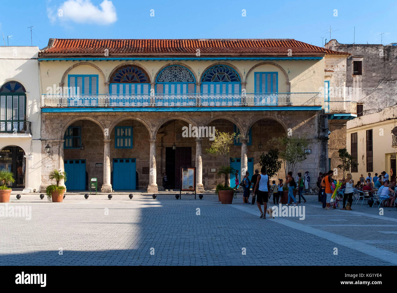 Havanna, Cuba :  Plaza Vieja    HA-13520281 Stock Photo