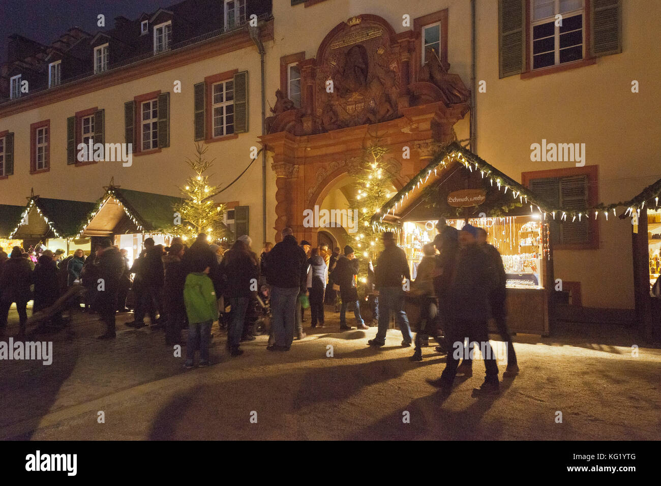 Bad Homburg, Hessen Weihnachtsmarkt, Schloss Stock Photo Alamy