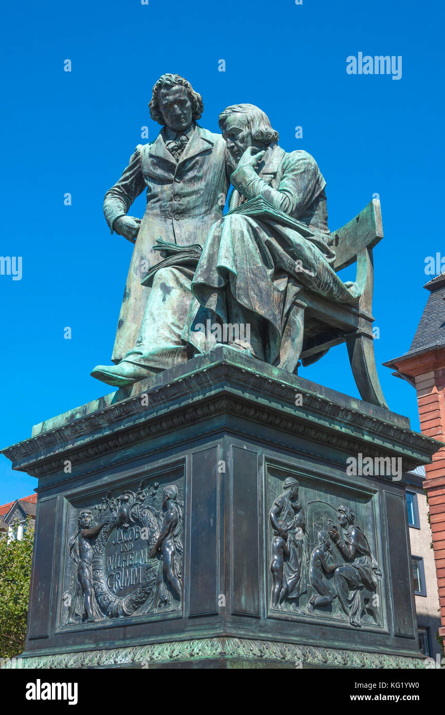 Hanau, Hessen, Germany : Gebrüder Grimm Nationaldenkmal Stock Photo - Alamy