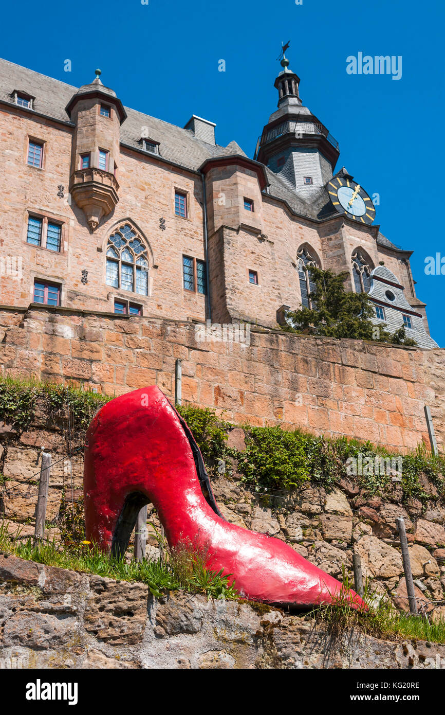 Marburg an der Lahn, Hessen :  Aschenputtel - Grimm-Dich-Pfad Skulpturenpfad Grimm´s Märchen Stock Photo