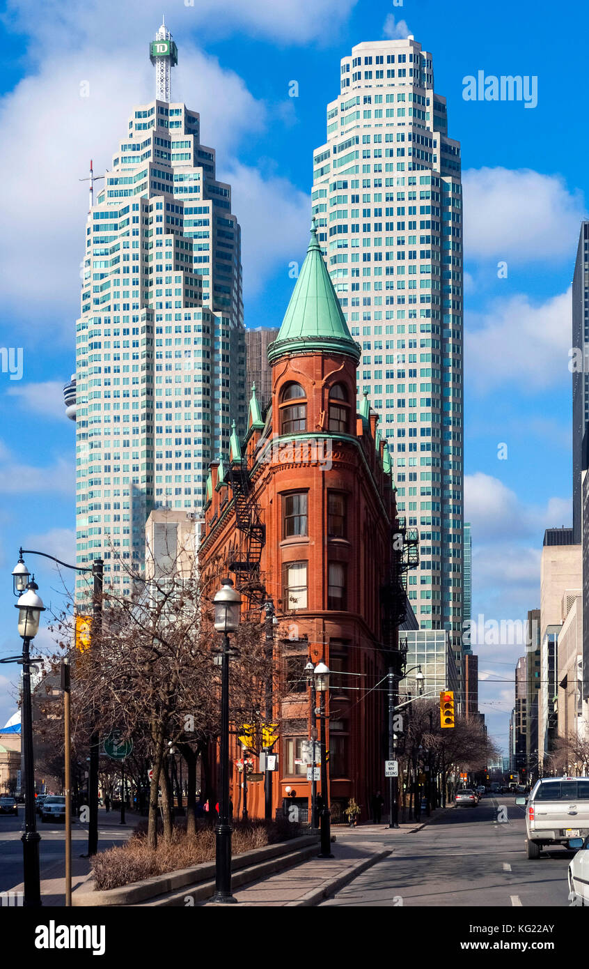 Toronto, Ontario, Canada :  Flatiron Building = Gooderham Building - Downtown  Kanada Stock Photo