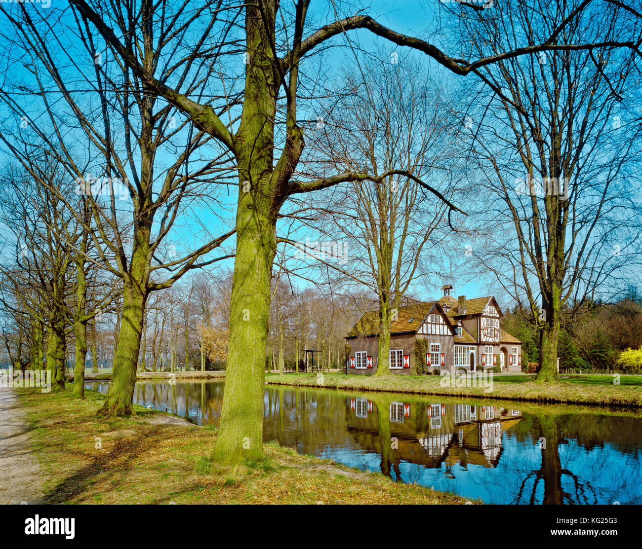 Country estate Heeze Heeze, Eymerik,  Noord-Brabant, Netherlands *** Local Caption ***  Landscape, Trees, Winter, Stock Photo