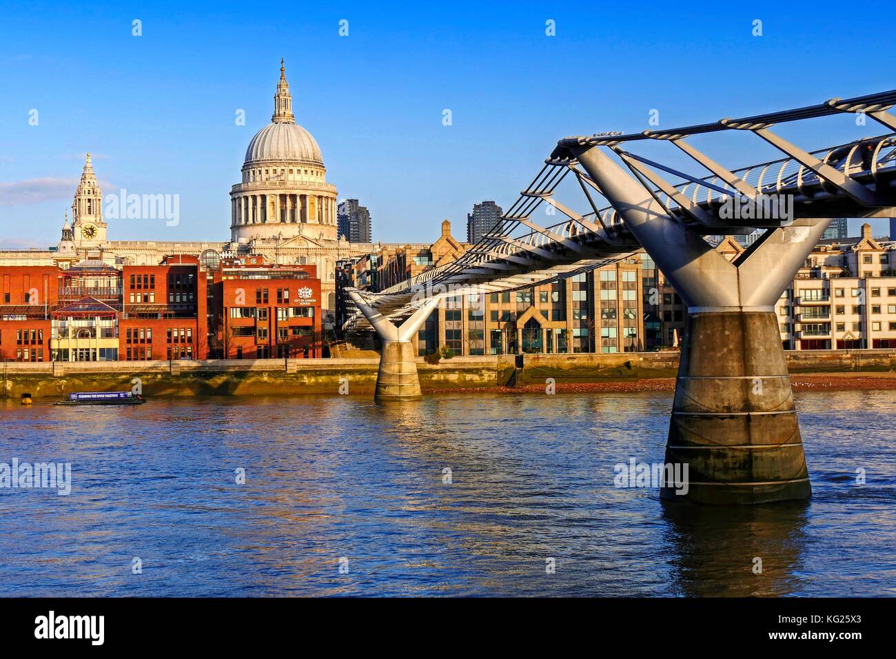 Millennium Bridge, Thames River and St. Pauls Cathedral, London, England, United Kingdom, Europe Stock Photo