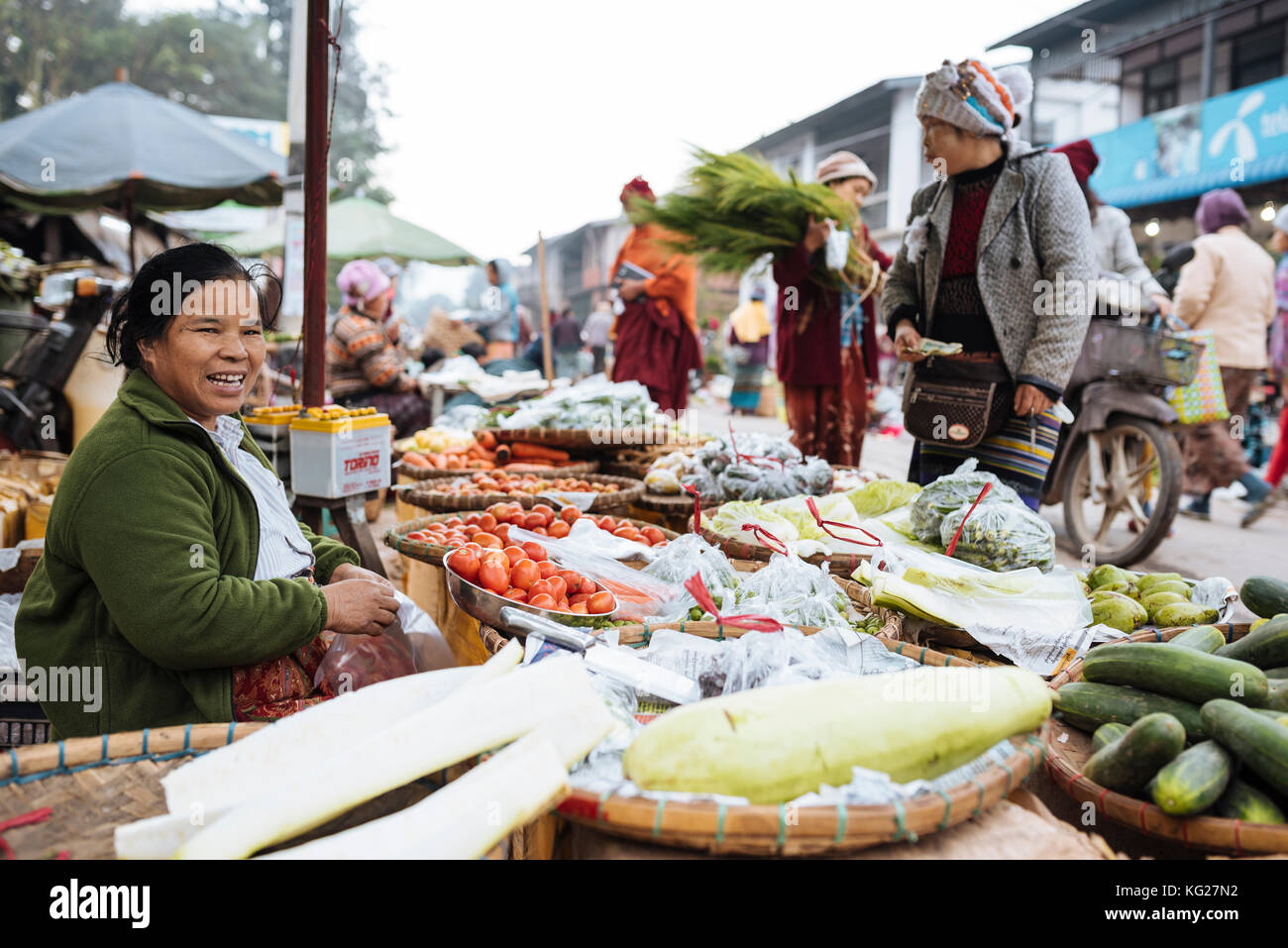 Hsipaw Morning Market, Hsipaw, Shan State, Myanmar (Burma), Asia Stock ...