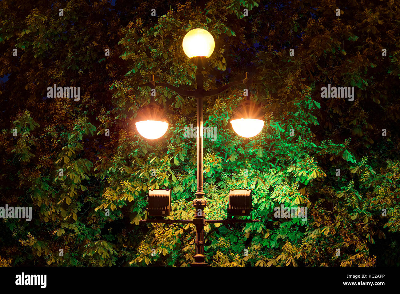 Group vintage street lamps hi-res stock photography and images - Alamy