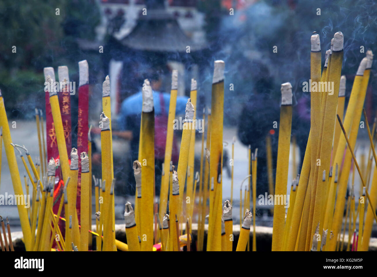 Incence hires stock photography and images Alamy