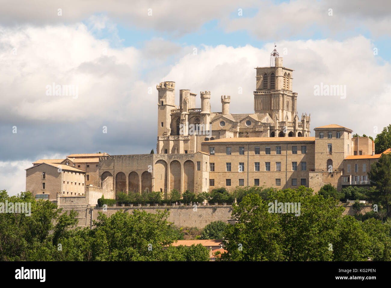 Beziers cathedral seen from the Canal du Midi, Stock Photo