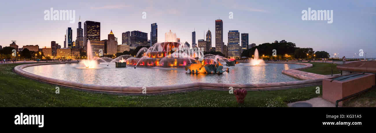 Buckingham Fountain at Grant Park in Chicago, Illinois Stock Photo