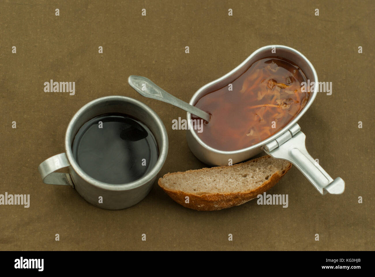 Vintage military meal hi-res stock photography and images - Alamy