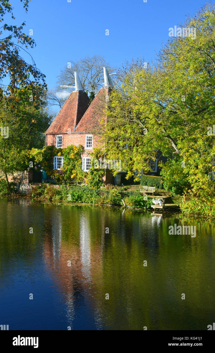 Oast house kent hires stock photography and images Alamy