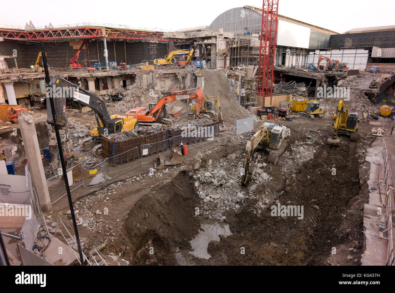 The foundations being dug for the construction of the Shard near London Bridge in London in January 2009 Stock Photo
