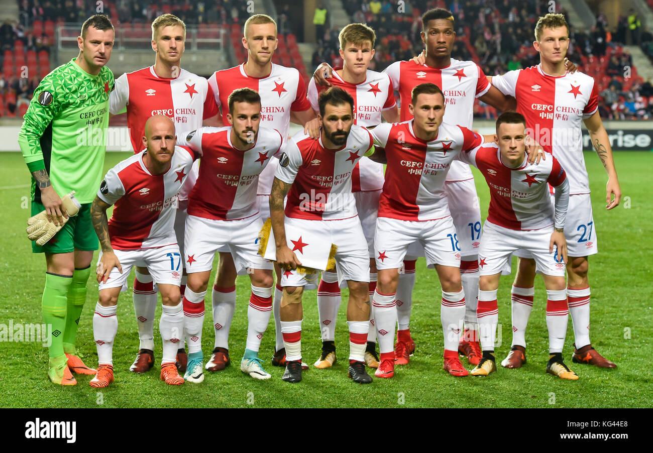 Prague, Czech Republic. 02nd Nov, 2017. Soccer Team of SK Slavia Praha pose  for photographer prior to the UEFA European Soccer League group A 4th round  match between Villarreal and Slavia Prague