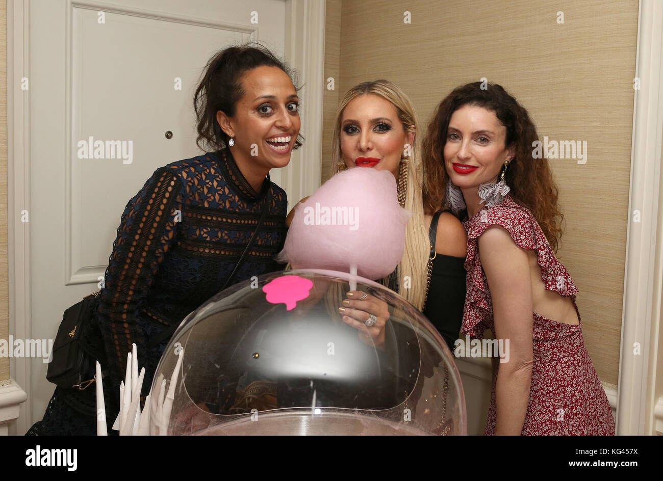 Beverly Hills, Ca. 2nd Nov, 2017. Chudney Ross, Anya Sarre, Samantha