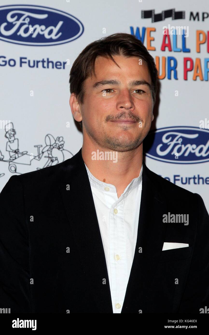 Hollywood, CA. 2nd Nov, 2017. Josh Hartnett at arrivals for 6th Annual REEL STORIES, REAL LIVES, Milk Studios, Hollywood, CA November 2, 2017. Credit: Priscilla Grant/Everett Collection/Alamy Live News Stock Photo