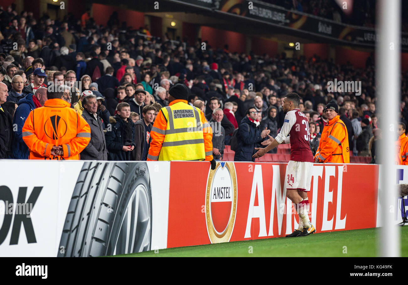 London, UK. 02nd Nov, 2017. Francis Coquelin of Arsenal confront unhappy supporters at full time during the UEFA Europa League group stage match between Arsenal and FC Red Star Belgrade at the Emirates Stadium, London, England on 2 November 2017. Photo by Andy Rowland. Credit: Andrew Rowland/Alamy Live News Stock Photo