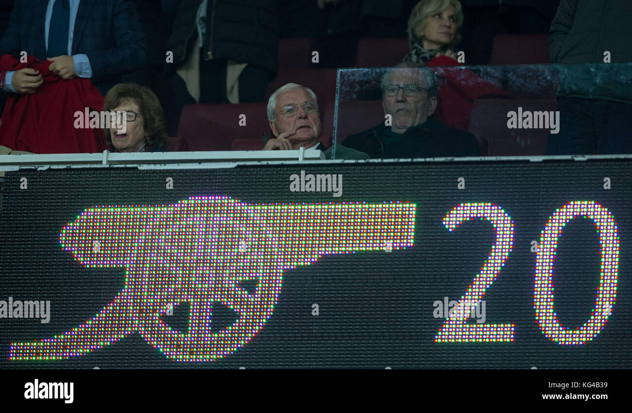 London, UK. 02nd Nov, 2017. Arsenal Chairman Chips Keswick ahead of the UEFA Europa League group stage match between Arsenal and FC Red Star Belgrade at the Emirates Stadium, London, England on 2 November 2017. Photo by PRiME Media Images. Credit: Andrew Rowland/Alamy Live News Stock Photo