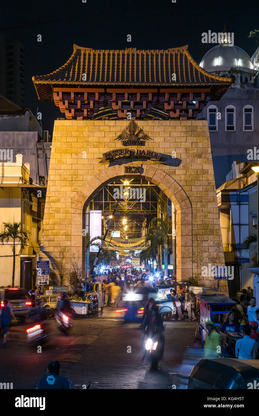 Baroe Entrance to Passer Baroe night market in Jakarta Stock Photo - Alamy