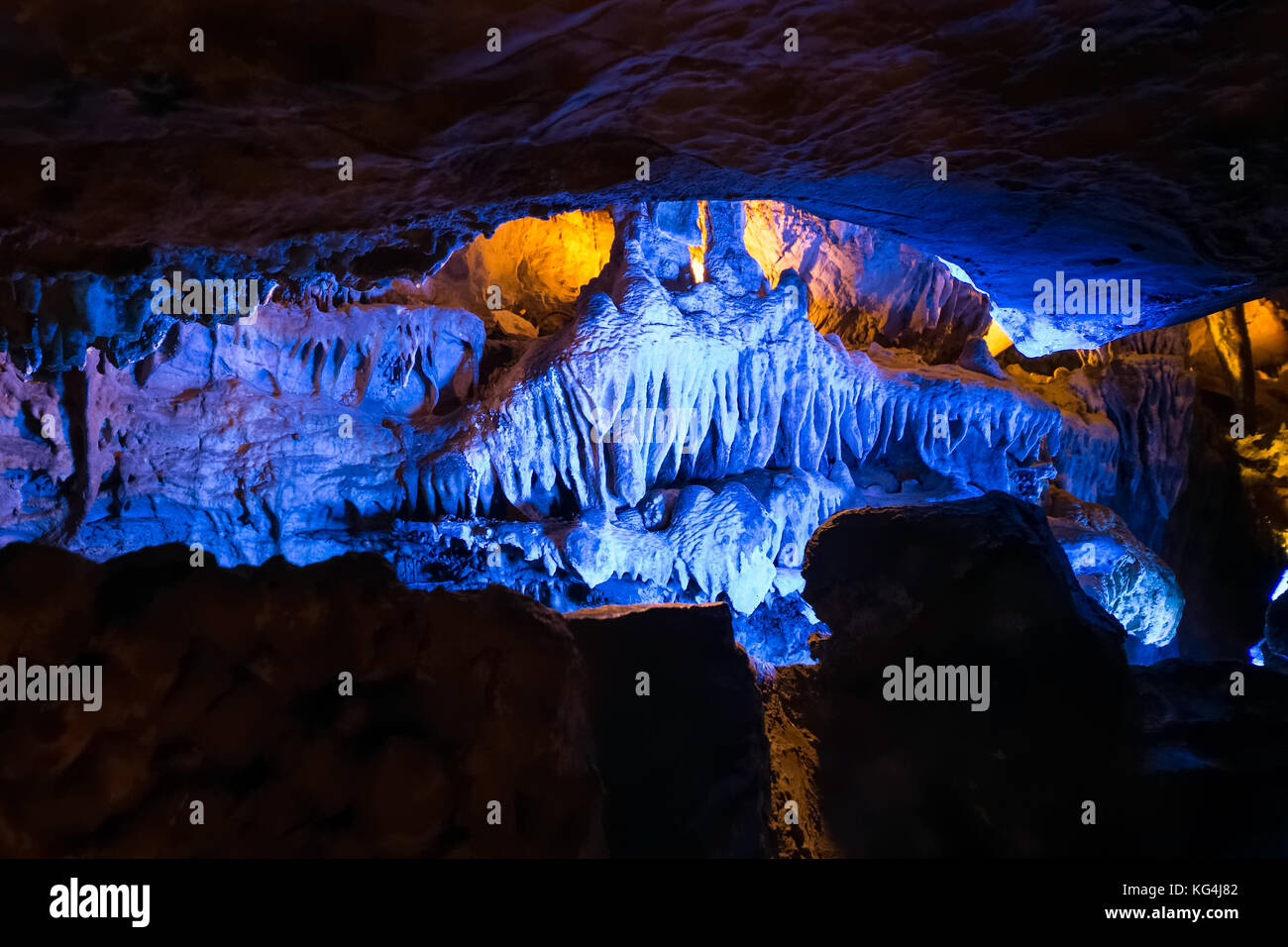 Cave leading to Ruby Falls in Lookout Mountain, near Chattanooga ...