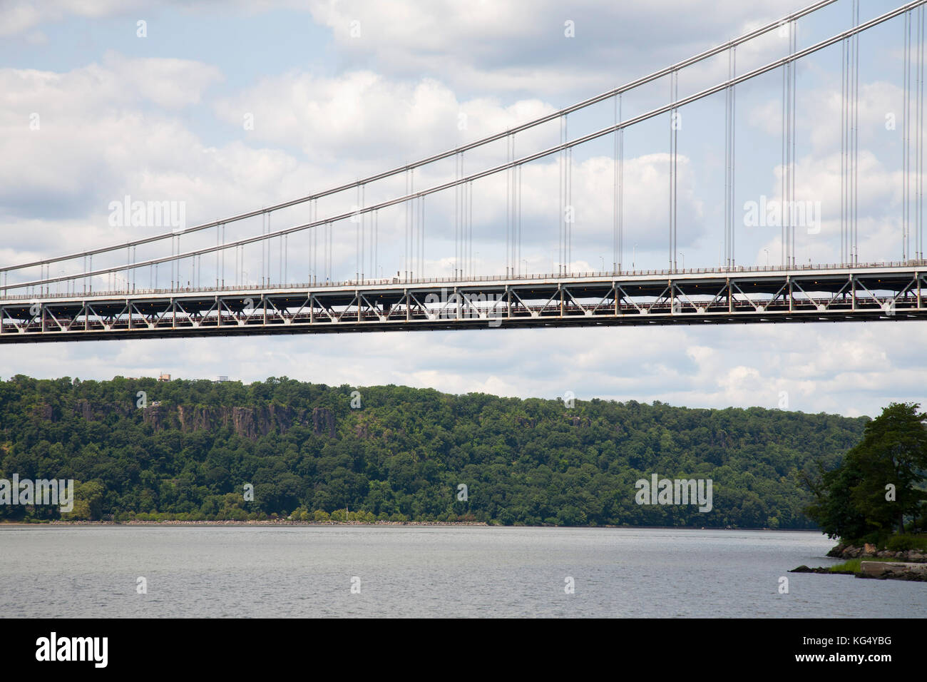 George Washington Bridge, Hudson river, Greenway, Riverside Park, New York, USA, America Stock Photo