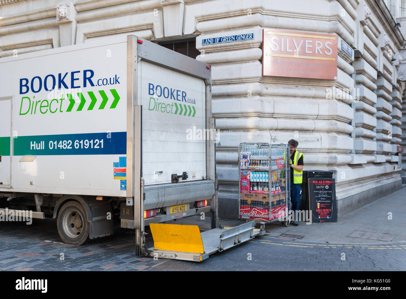Wholesale food delivery hi res stock photography and images Alamy