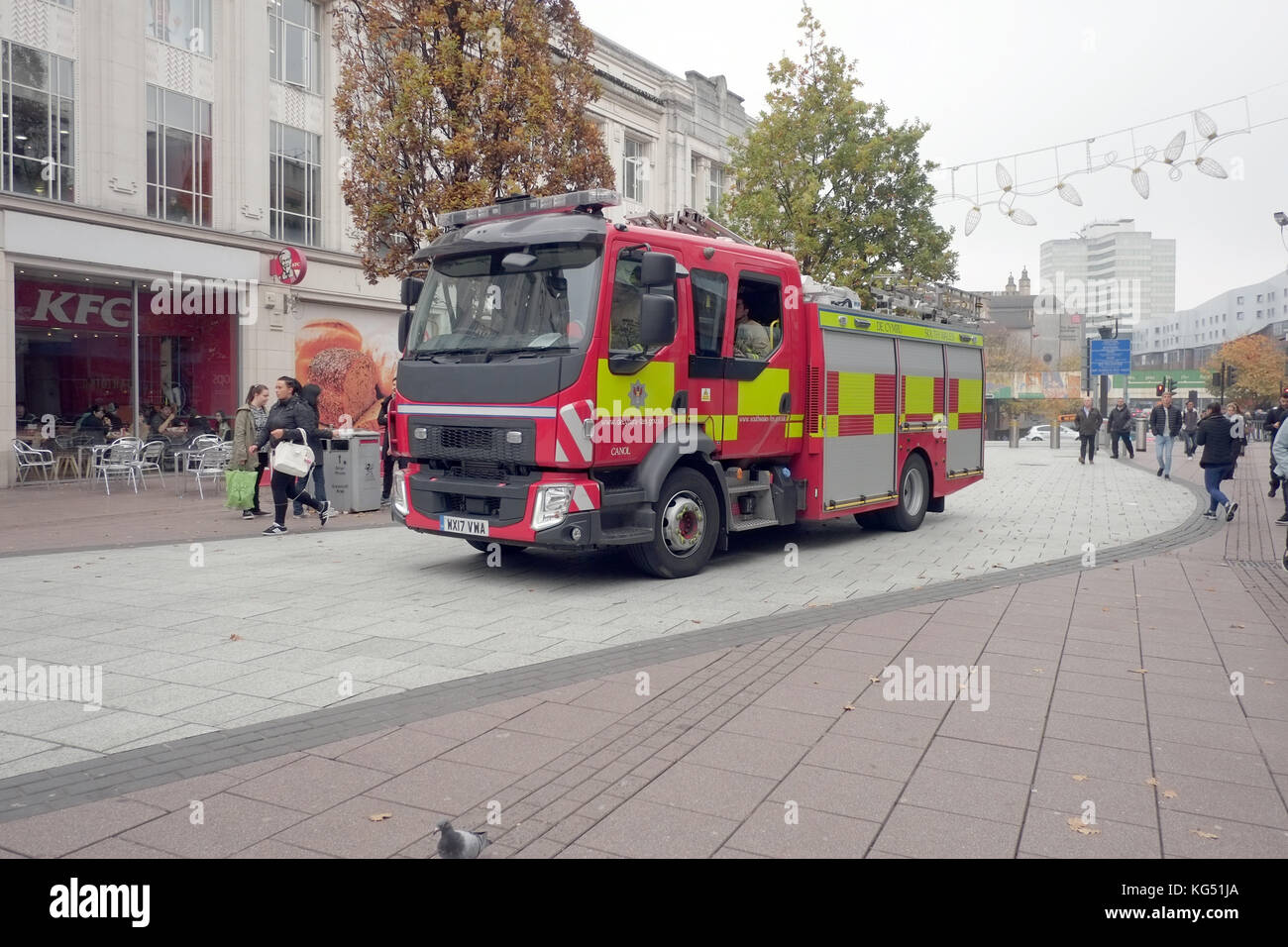 November 2017 Fire Engine truck responding to a non emergency call in