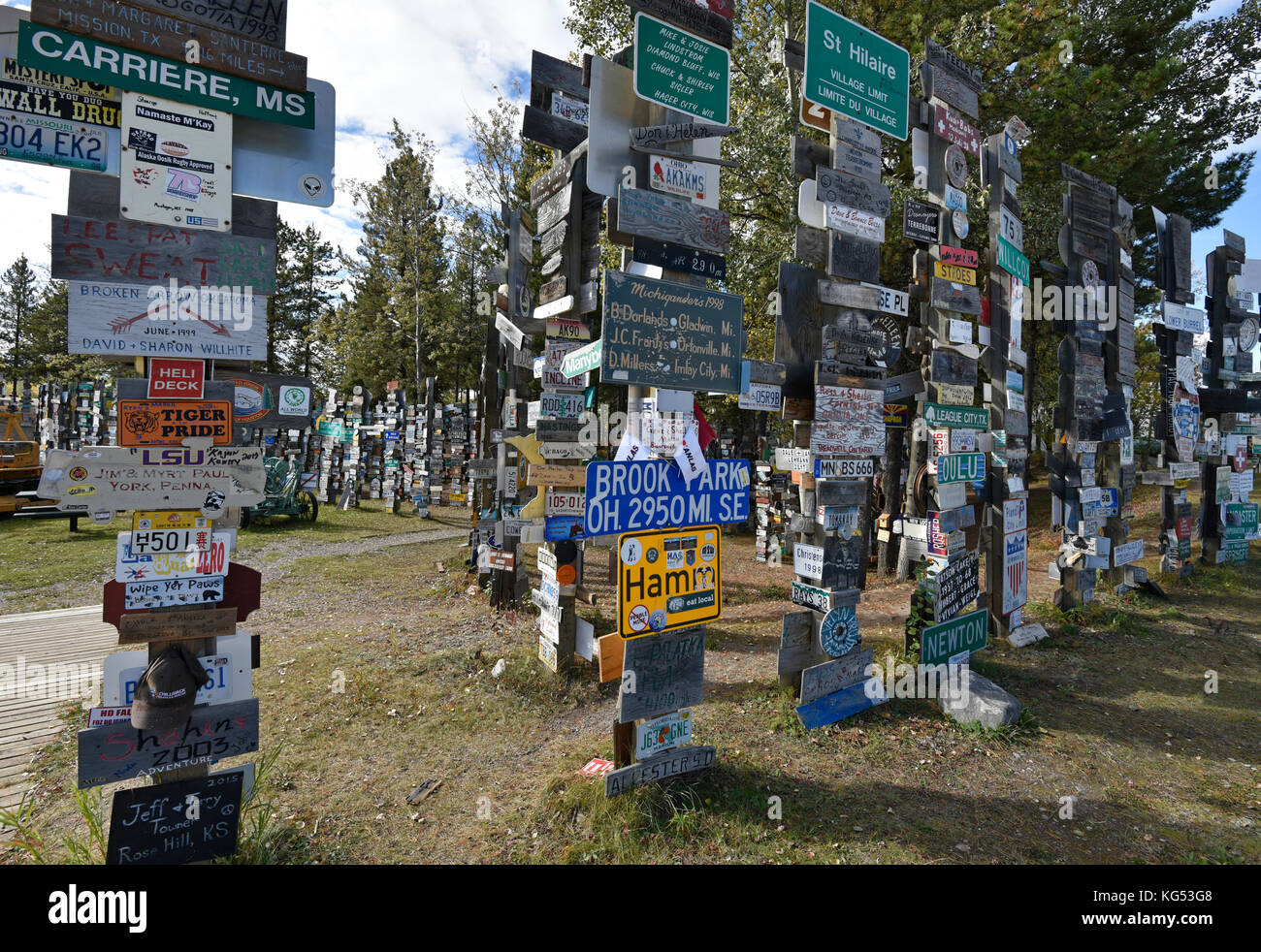Watson Lake, Signpost Forest, Yukon, Canada Stock Photo Alamy